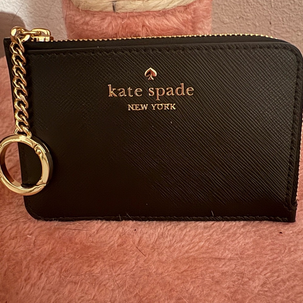 Kate Spade Black Leather Card Holder with Gold Accents cameron medium l-zip NWT.